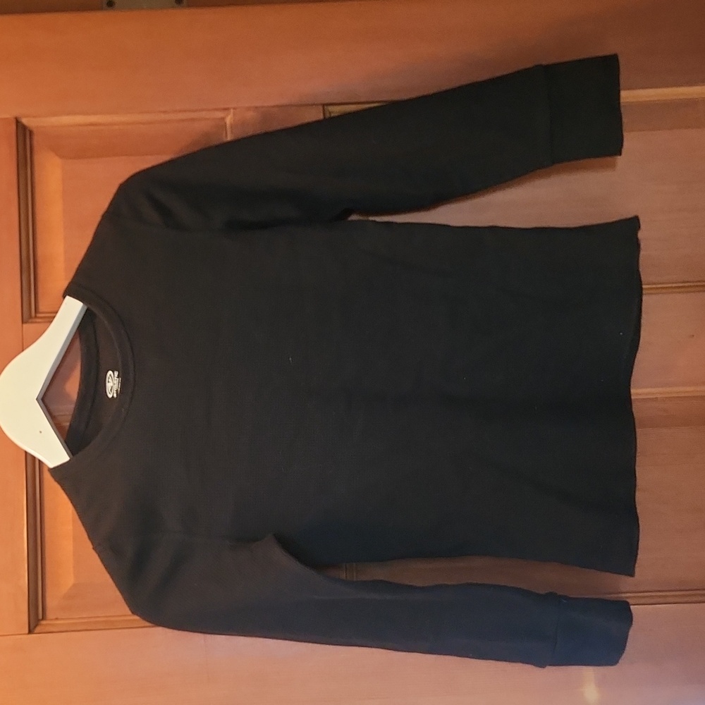 Athletic warm thermal undershirt